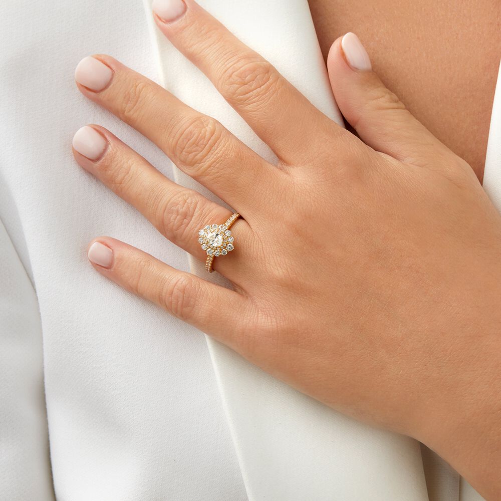 Sir Michael Hill Designer Oval Engagement Ring with 0.92 Carat TW Diamonds in 18kt Yellow Gold