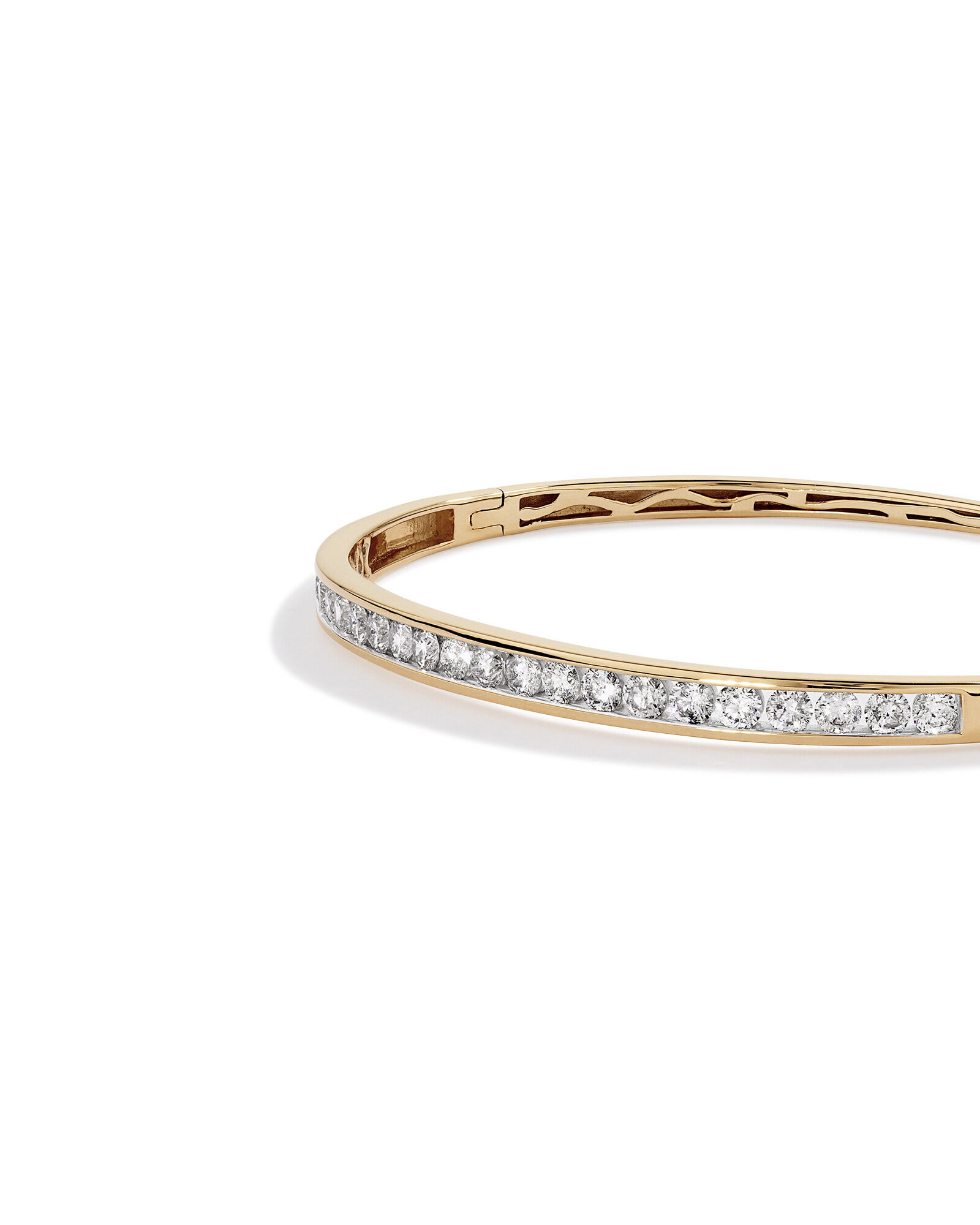 Bangle with 2 Carat TW Of Diamonds in 10kt Yellow Gold