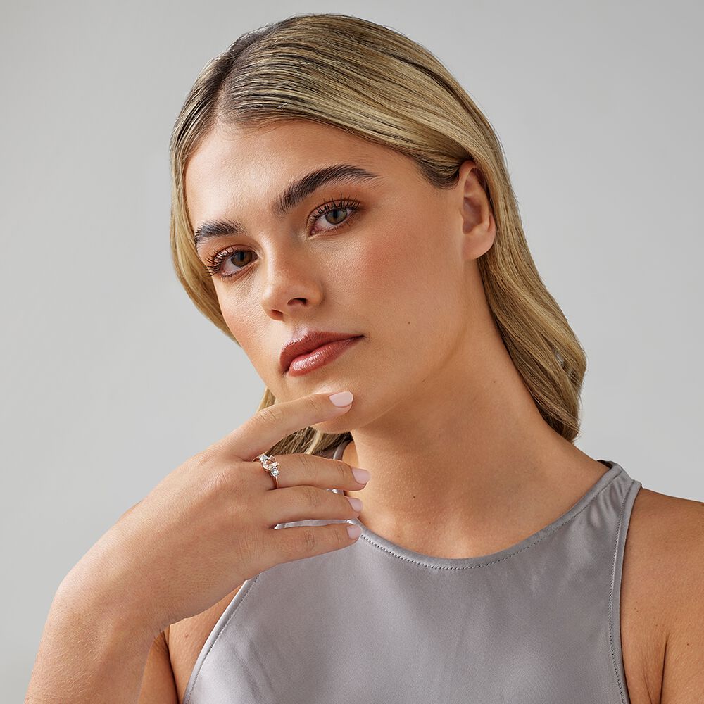 Ring with Morganite & 0.40 Carat TW of Diamonds&nbsp;in 10kt Rose Gold