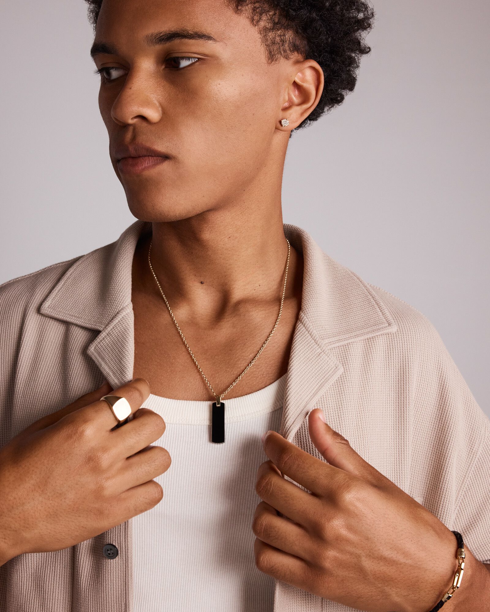 Men&rsquo;s Stud Earring with 0.12 Carat TW of Diamonds in 10kt Yellow Gold